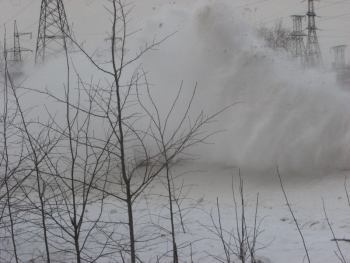 Фото - Череповецкий ипподром | Автор Максимильян Интересно, что спортсмены видят в этой снежной пыли ........